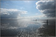 Pricken weisen den Weg... Wattenmeer *Cuxhaven* vor Duhnen, Niedersächsisches Wattenmeer